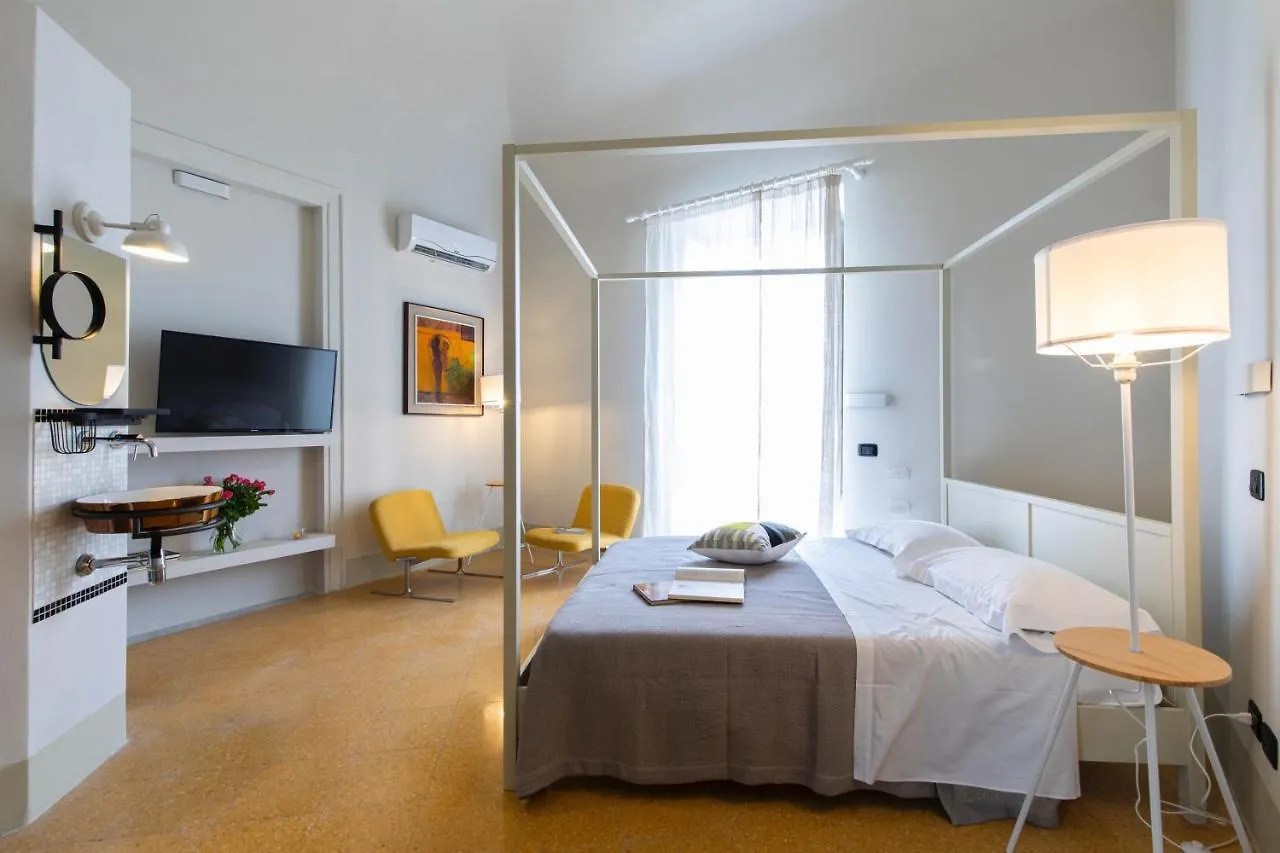Maison d'hôtes Palazzo Cavarretta - Pinella'S Rooms And Apartment Palerme