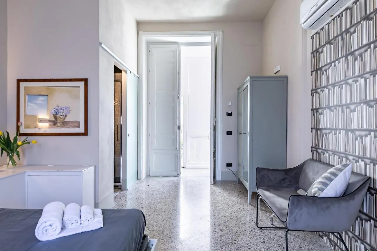 Palazzo Cavarretta - Pinella'S Rooms And Apartment Palerme Italie